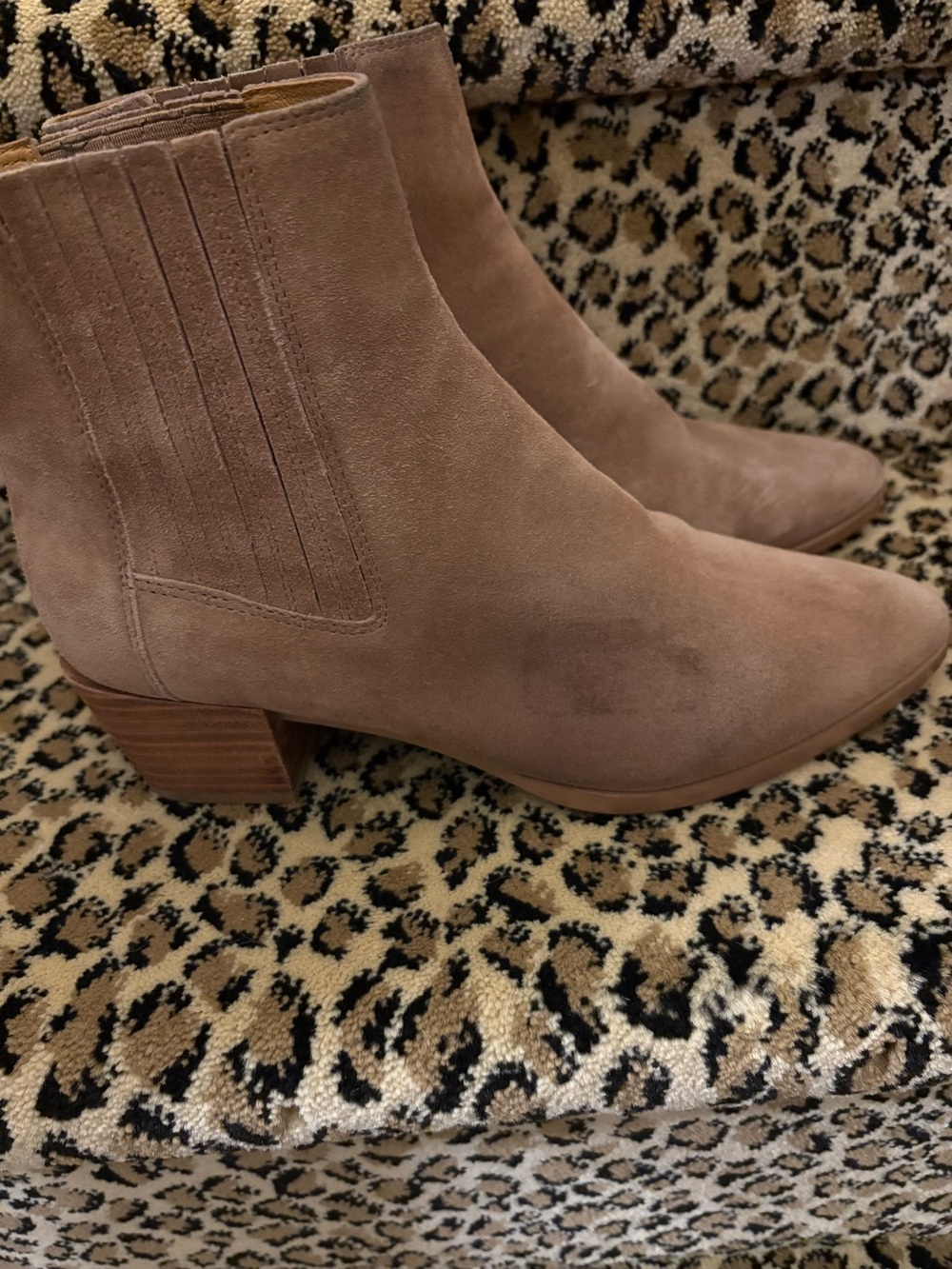 Rag and Bone suede Chelsea boot size 38 US size 8